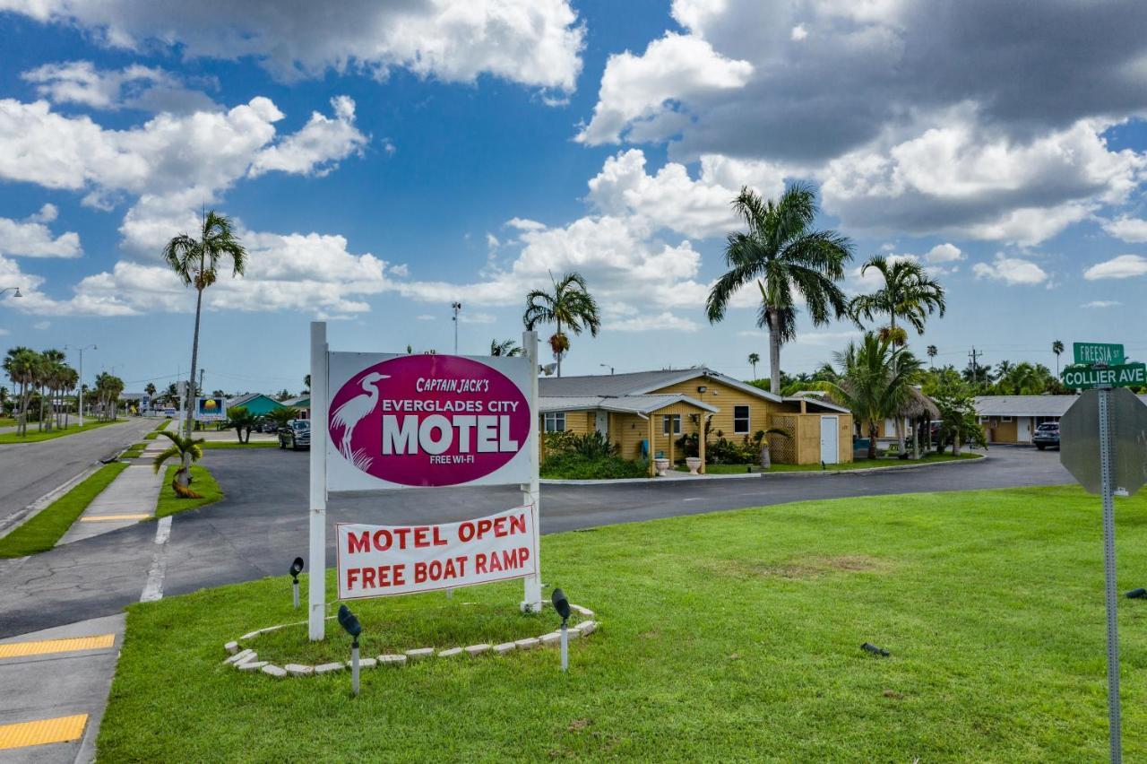 Everglades City Motel - Everglades Adventures Inn Exterior photo